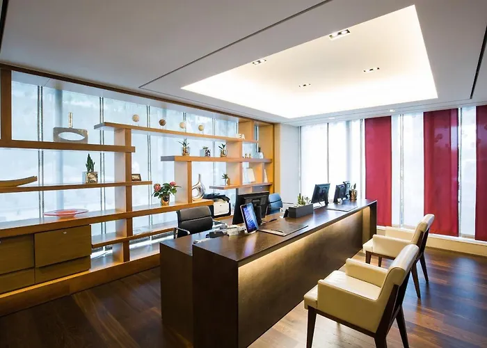 Marriott Executive Hotel 4*